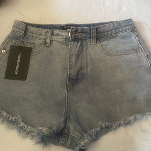 Pretty little thing shorts